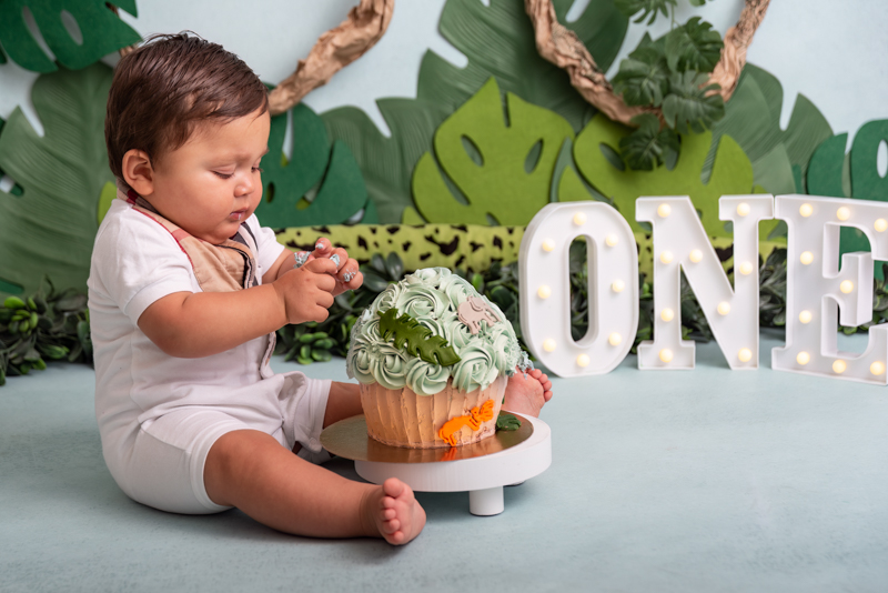 Cake smash fotograaf Shootable Studio jungle thema