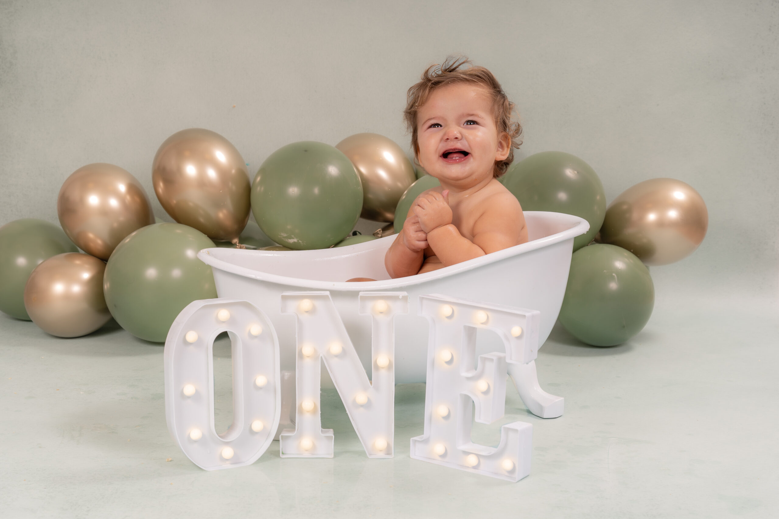 Mini badje na cakesmash shoot bij studio shootable in culemborg